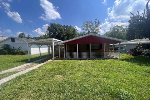 Casa en alquiler en Winter Haven, Florida, 4 dormitorios, 116.31 m2 № 1876990 - foto 1