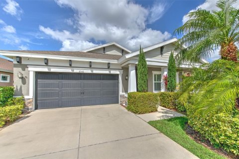 House in Apollo Beach, Florida 4 bedrooms, 182.92 sq.m. № 2151964 - photo 3