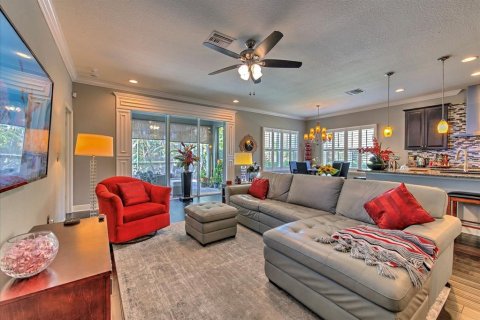 House in Apollo Beach, Florida 4 bedrooms, 182.92 sq.m. № 2151964 - photo 12