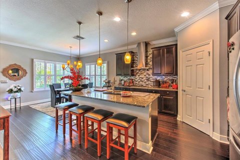 House in Apollo Beach, Florida 4 bedrooms, 182.92 sq.m. № 2151964 - photo 14