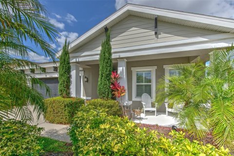 House in Apollo Beach, Florida 4 bedrooms, 182.92 sq.m. № 2151964 - photo 4