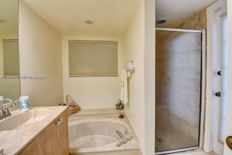 Villa ou maison à vendre à Boca Raton, Floride: 3 chambres, 177.72 m2 № 2023554 - photo 10