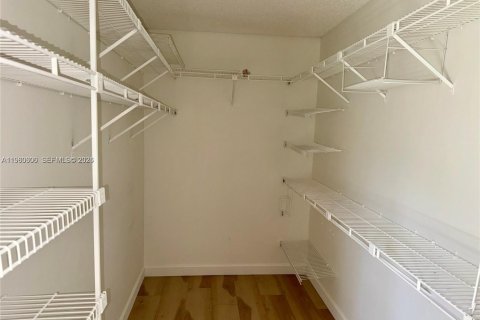 Villa ou maison à vendre à Boca Raton, Floride: 3 chambres, 177.72 m2 № 2023554 - photo 9