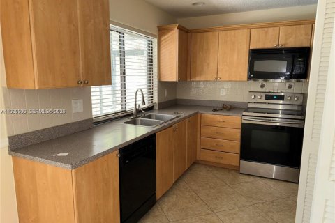 Villa ou maison à vendre à Boca Raton, Floride: 3 chambres, 177.72 m2 № 2023554 - photo 5