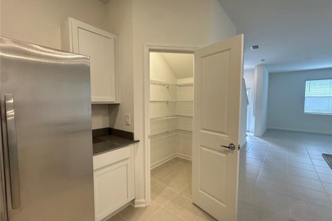 Casa en alquiler en Orlando, Florida, 3 dormitorios, 166.76 m2 № 1912335 - foto 20