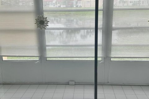 Condo in West Palm Beach, Florida, 2 bedrooms  № 1208110 - photo 1