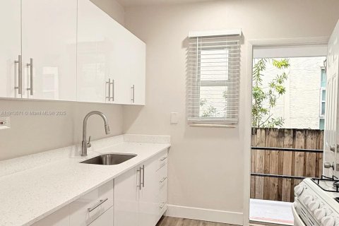 Appartement à louer à Miami Beach, Floride: 43.2 m2 № 1968871 - photo 4