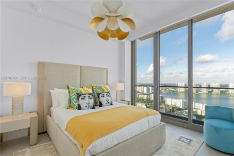 Condominio en venta en Sunny Isles Beach, Florida, 4 dormitorios, 358.05 m2 № 2428231 - foto 28