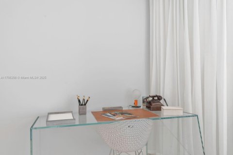 Condominio en venta en Sunrise, Florida, 2 dormitorios, 93.18 m2 № 1985495 - foto 21