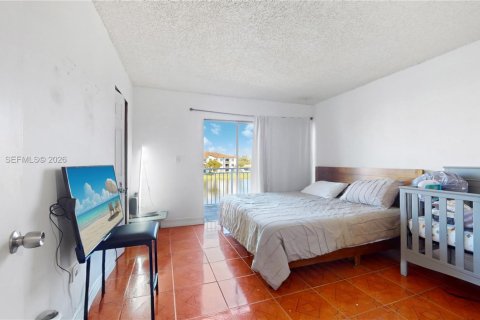 Купить кондоминиум в Майами, Флорида 2 спальни, 131.46м2, № 2005274 - фото 18