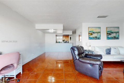 Купить кондоминиум в Майами, Флорида 2 спальни, 131.46м2, № 2005274 - фото 6