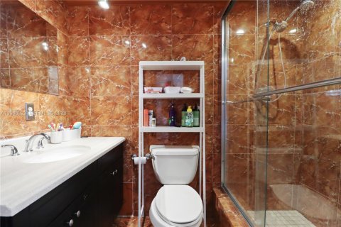 Купить кондоминиум в Майами, Флорида 2 спальни, 131.46м2, № 2005274 - фото 24