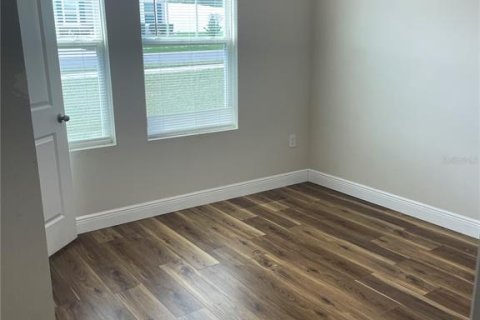 Casa en venta en Mascotte, Florida, 3 dormitorios, 155.61 m2 № 2222822 - foto 3