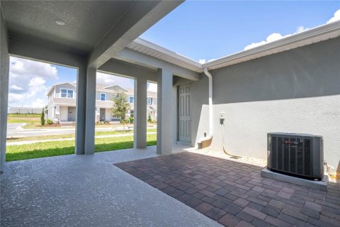 Touwnhouse à louer à Winter Garden, Floride: 3 chambres, 152.73 m2 № 2110433 - photo 23