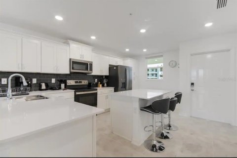 Condo in Kissimmee, Florida, 2 bedrooms  № 1849821 - photo 6