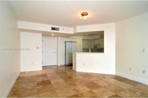 Condo in Miami Beach, Florida, 2 bedrooms  № 2036140 - photo 3