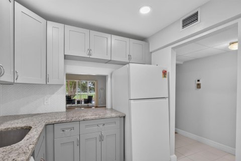 Condominio en venta en Margate, Florida, 1 dormitorio, 72 m2 № 2188805 - foto 6