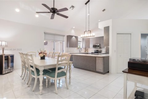 Casa en venta en Boynton Beach, Florida, 3 dormitorios, 225.1 m2 № 1937267 - foto 27