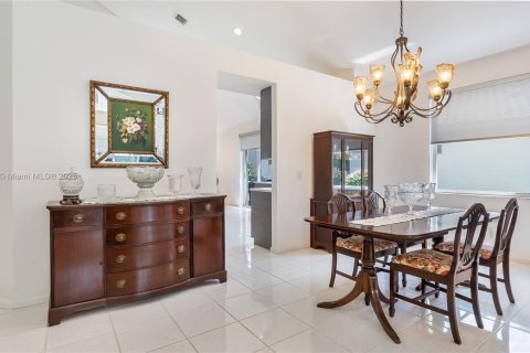 Casa en venta en Boynton Beach, Florida, 3 dormitorios, 225.1 m2 № 1937267 - foto 9
