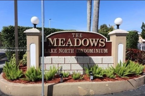 Condominio en venta en Miami, Florida, 2 dormitorios, 97.55 m2 № 1892338 - foto 1