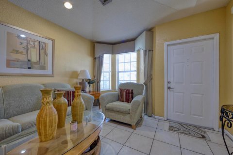 House in Boynton Beach, Florida 3 bedrooms, 112.6 sq.m. № 2190723 - photo 4