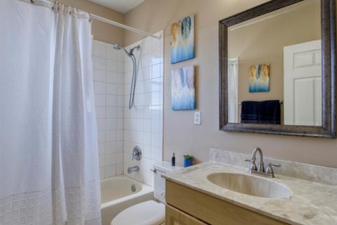 House in Boynton Beach, Florida 3 bedrooms, 112.6 sq.m. № 2190723 - photo 13