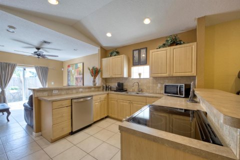 House in Boynton Beach, Florida 3 bedrooms, 112.6 sq.m. № 2190723 - photo 6