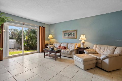 Copropriété à vendre à Ormond Beach, Floride: 2 chambres, 112.97 m2 № 1915648 - photo 18
