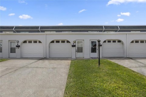Copropriété à vendre à Ormond Beach, Floride: 2 chambres, 112.97 m2 № 1915648 - photo 11