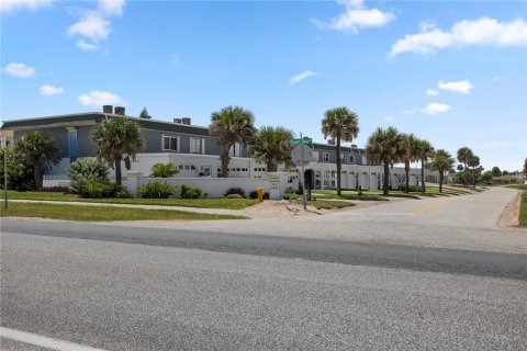 Copropriété à vendre à Ormond Beach, Floride: 2 chambres, 112.97 m2 № 1915648 - photo 1