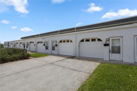 Copropriété à vendre à Ormond Beach, Floride: 2 chambres, 112.97 m2 № 1915648 - photo 12