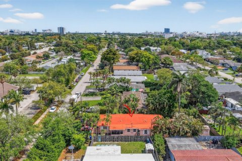 Купить коммерческую недвижимость в Форт-Лодердейл, Флорида 179.12м2, № 2044792 - фото 23