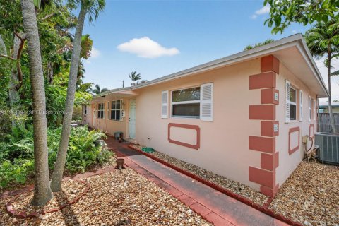 Купить коммерческую недвижимость в Форт-Лодердейл, Флорида 179.12м2, № 2044792 - фото 5