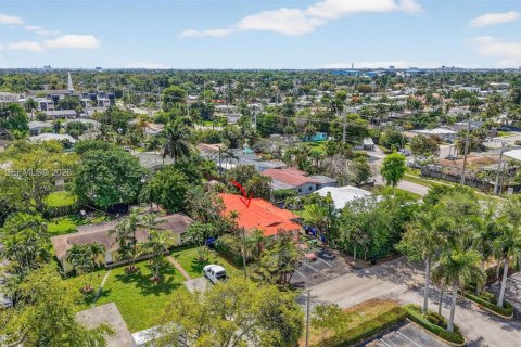 Купить коммерческую недвижимость в Форт-Лодердейл, Флорида 179.12м2, № 2044792 - фото 20