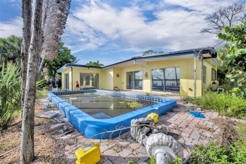 House in South Pasadena, Florida 3 bedrooms, 198.63 sq.m. № 1838200 - photo 24