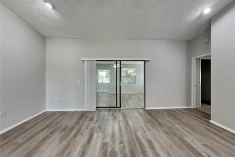 Casa en alquiler en Sarasota, Florida, 3 dormitorios, 139.91 m2 № 1911036 - foto 3