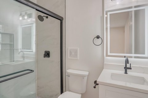 Townhouse in Jupiter, Florida 4 bedrooms, 180.04 sq.m. № 1756676 - photo 18