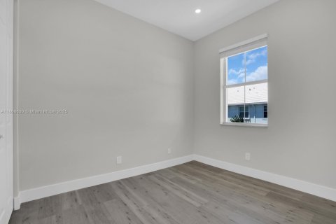 Townhouse in Jupiter, Florida 4 bedrooms, 180.04 sq.m. № 1756676 - photo 19