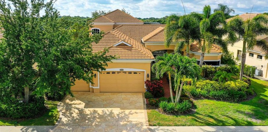 Villa ou maison à Lakewood Ranch, Floride 5 chambres, 388.33 m2 № 1817195