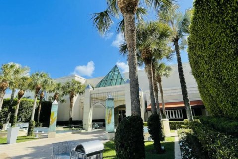 Commercial property in Palm Beach Gardens, Florida № 2087729 - photo 24