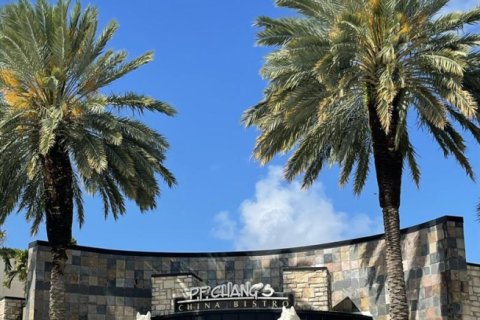 Commercial property in Palm Beach Gardens, Florida № 2087729 - photo 23