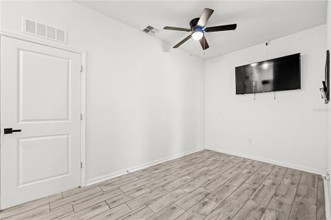 House in Bartow, Florida 4 bedrooms, 207.17 sq.m. № 1900312 - photo 19