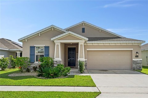 House in Bartow, Florida 4 bedrooms, 207.17 sq.m. № 1900312 - photo 1