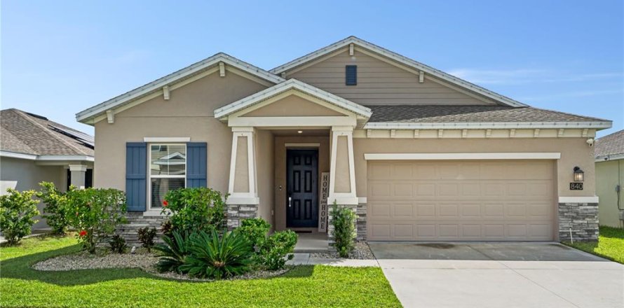 House in Bartow, Florida 4 bedrooms, 207.17 sq.m. № 1900312