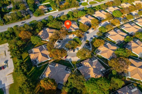 Adosado en alquiler en Palm Beach Gardens, Florida, 2 dormitorios, 107.02 m2 № 1171377 - foto 1