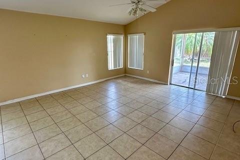 Villa ou maison à louer à Orlando, Floride: 4 chambres, 187.57 m2 № 2398832 - photo 20