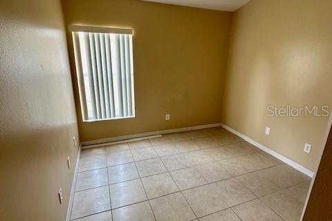 Villa ou maison à louer à Orlando, Floride: 4 chambres, 187.57 m2 № 2398832 - photo 12