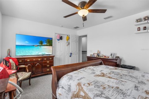 Villa ou maison à vendre à Kissimmee, Floride: 4 chambres, 288.74 m2 № 1873338 - photo 13