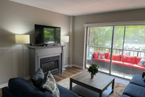Condominio en venta en Lauderhill, Florida, 2 dormitorios, 90.3 m2 № 2084901 - foto 6