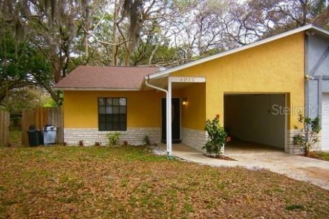Duplex in Apopka, Florida 2 bedrooms, 95.32 sq.m. № 2215005